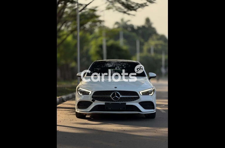 2021 Mercedes-Benz CLA250 - 2/7
