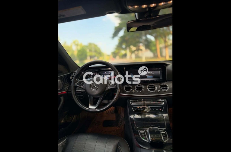 Foreign Used Mercedes Benz E300 2016 - 4/7