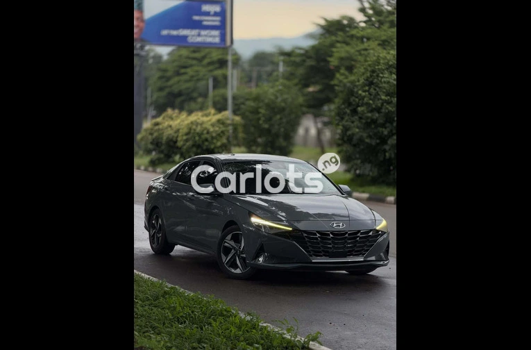 2021 HYUNDAI ELANTRA - 3/7