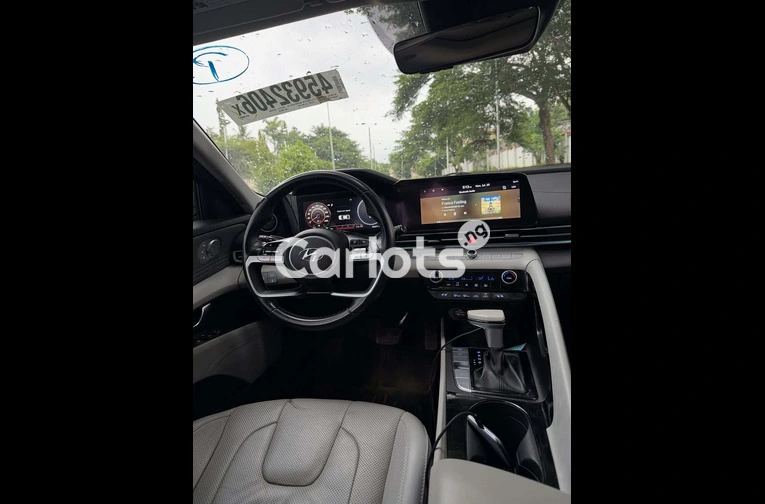2021 HYUNDAI ELANTRA - 4/7