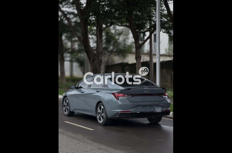 2021 HYUNDAI ELANTRA - 7/7
