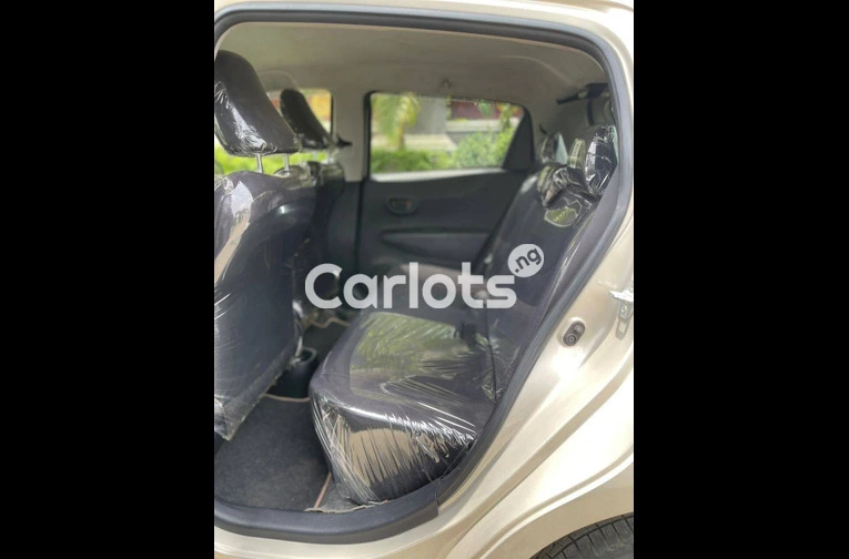 TOYOTA YARIS 2014 - 5/7