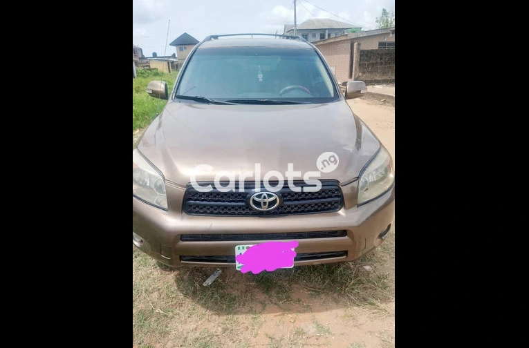 Clean Registered 2008 Toyota RAV4 4WD - 5/5