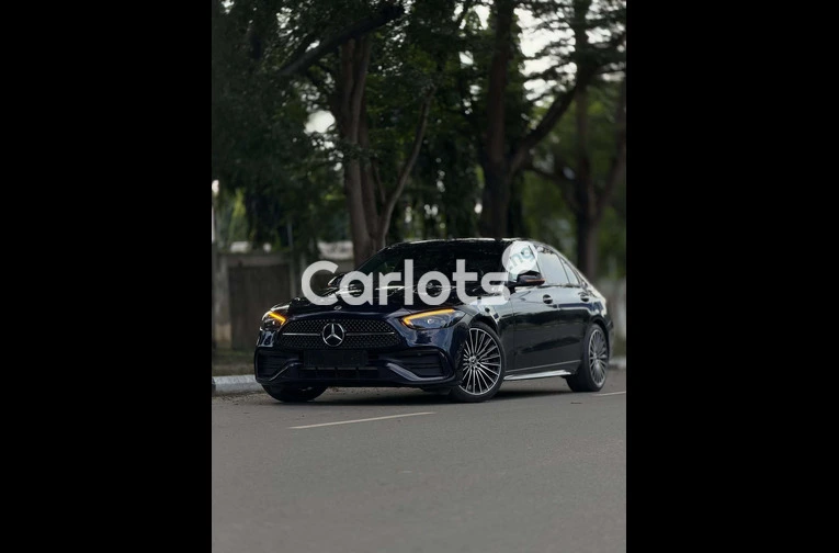 2023 Mercedes-Benz C300