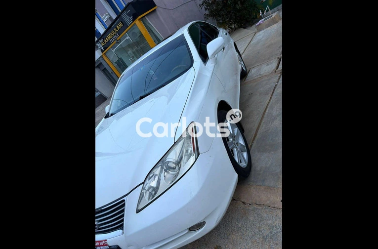 USED NOT REGISTERED Lexus ES 250 2008 - 3/7