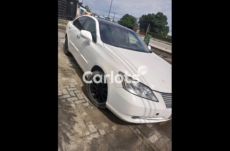 Clean Registered 2008 Lexus ES350 - 3/5