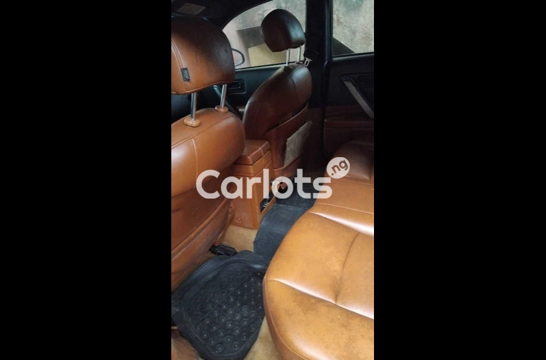 Infiniti FX45 2003 / 7