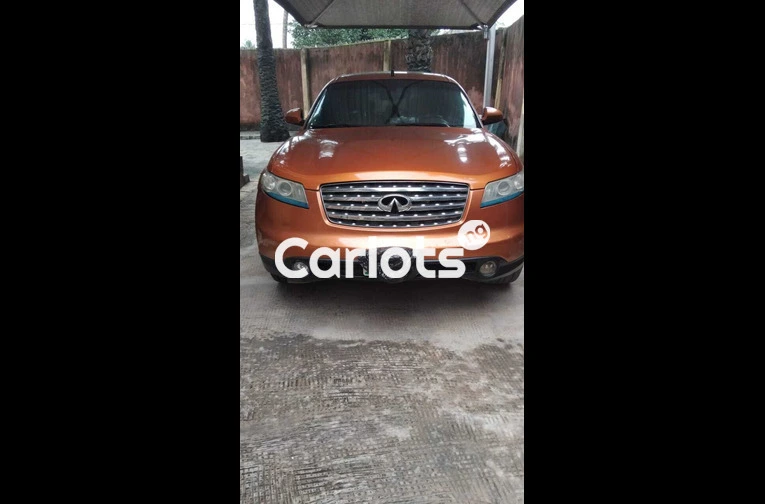 Infiniti FX45 2003 - 1/7