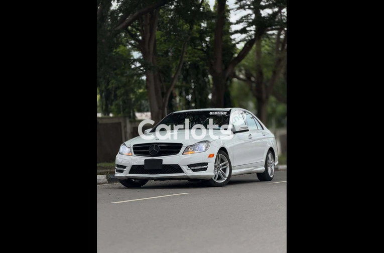 2013 Mercedes-Benz C300 - 1/7