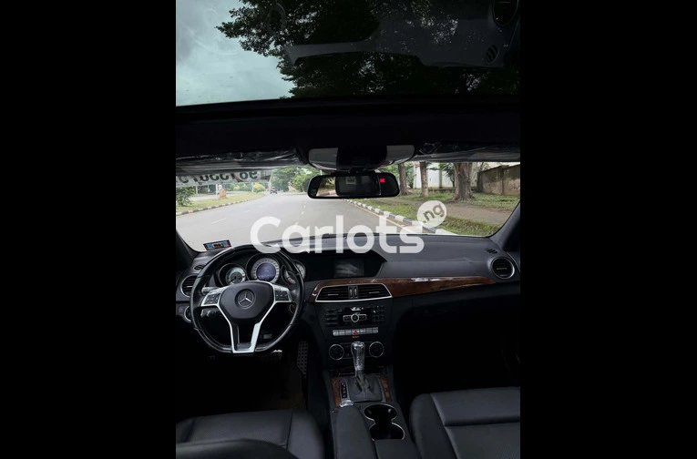 2013 Mercedes-Benz C300 for sale in Asokoro, FCT - photo 5 of 7