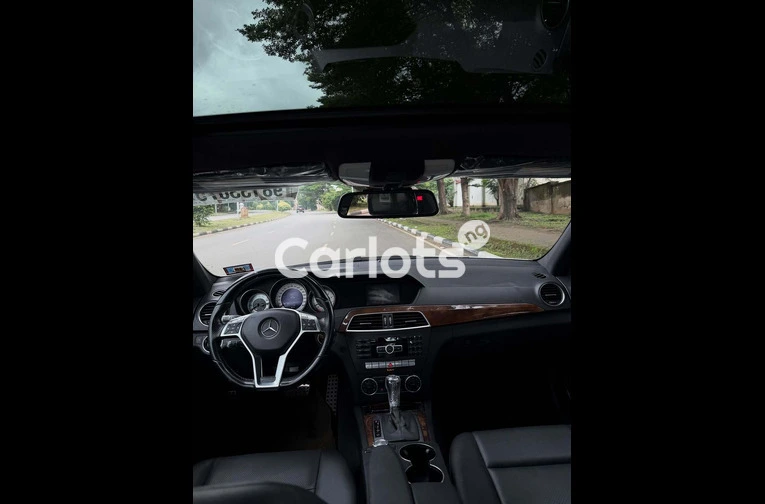 2013 Mercedes-Benz C300 / 5