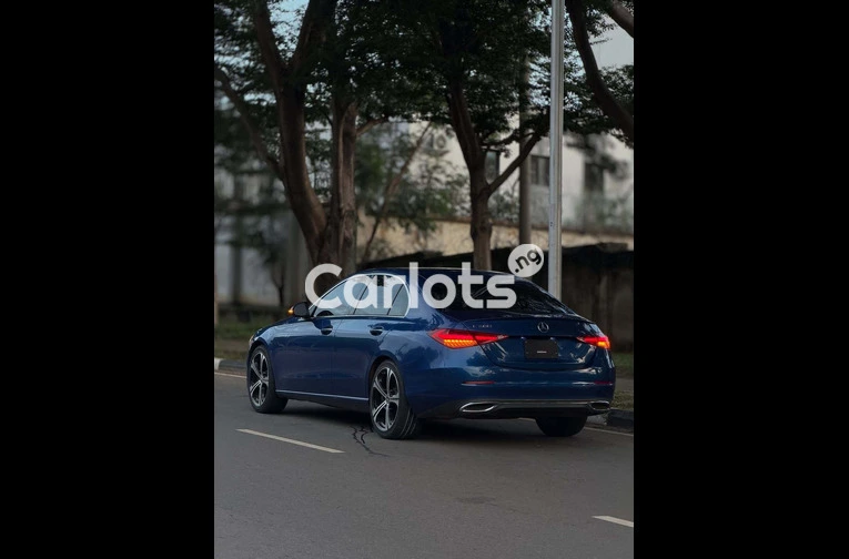 2022 Mercedes-Benz C300 / 7