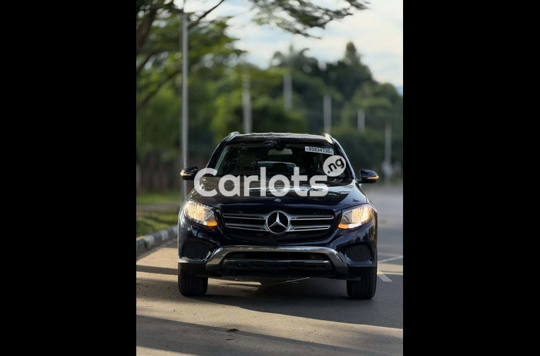 Foreign Used 2016 Mercedes-Benz GLC300 for sale in Asokoro, FCT - photo 2 of 7