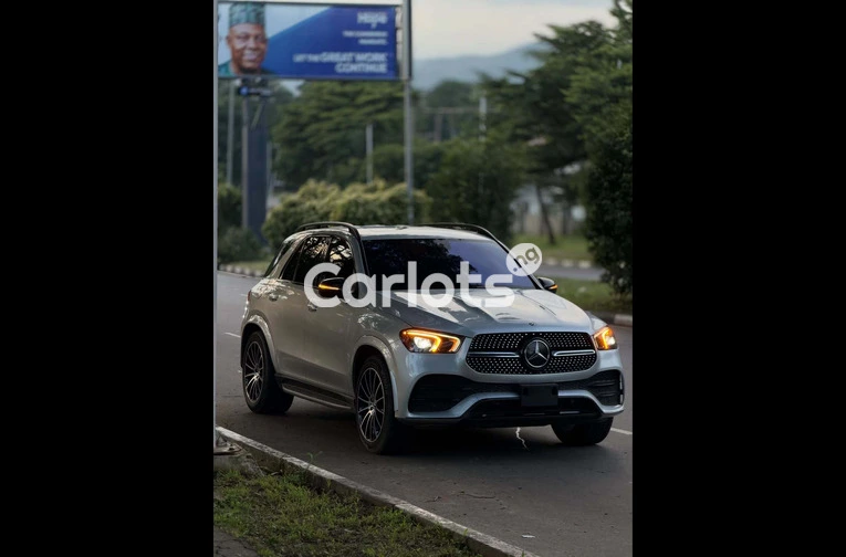 Clean 2020 Mercedes-Benz GLE350 for sale in Asokoro, FCT - thumbnail 3