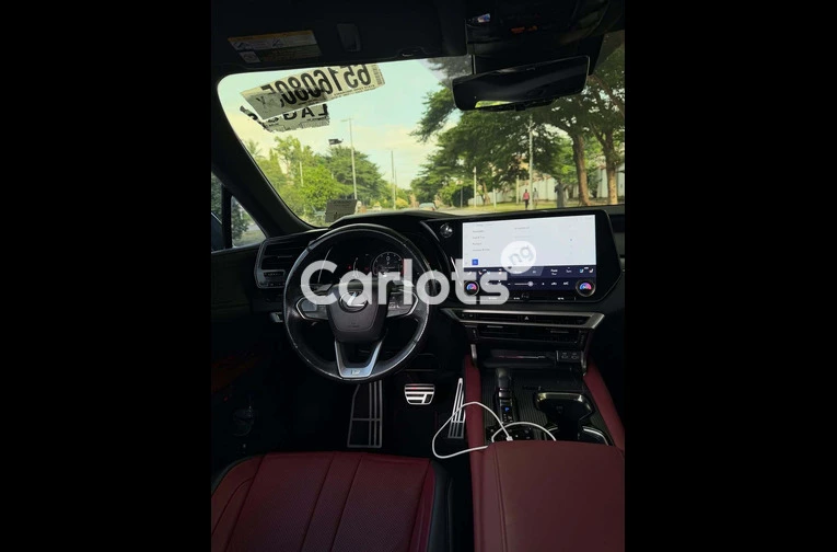2024 Lexus RX350 - 4/7