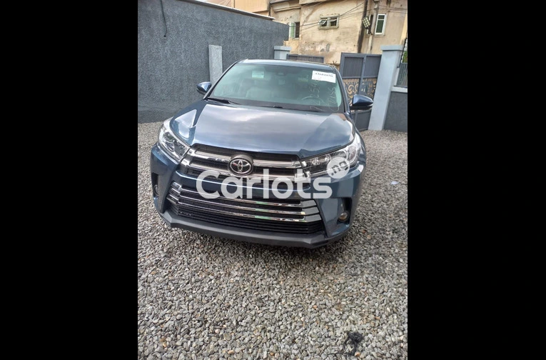 Foreign Used 2020 Toyota Highlander AWD