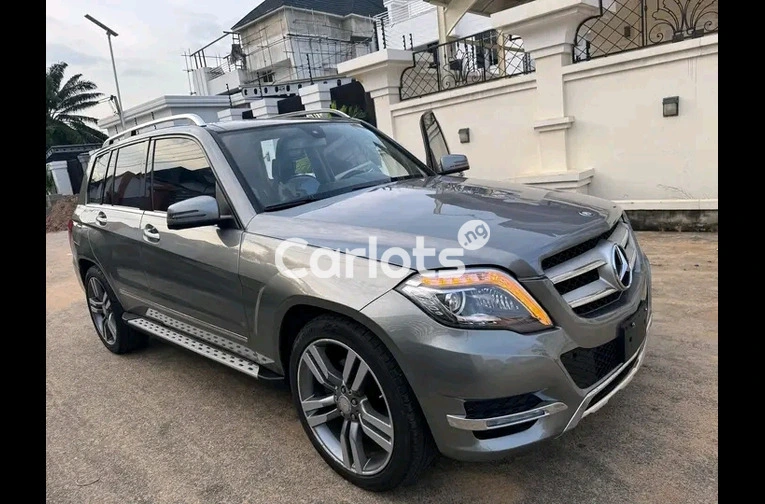 2012 Mercedes Benz Glk 350 4Matic - 2/7