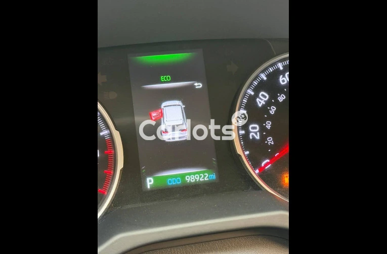 TOYOTA RAV4 XLE 2022 for sale in Garki, FCT - thumbnail 3