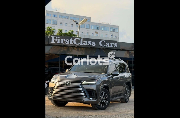Brand New Lexus LX600 2023 - 2/7