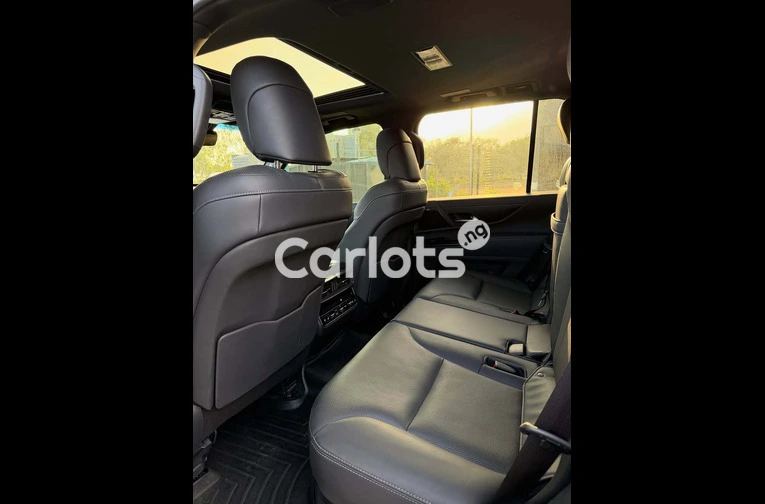 Brand New Lexus LX600 2023 - 6/7