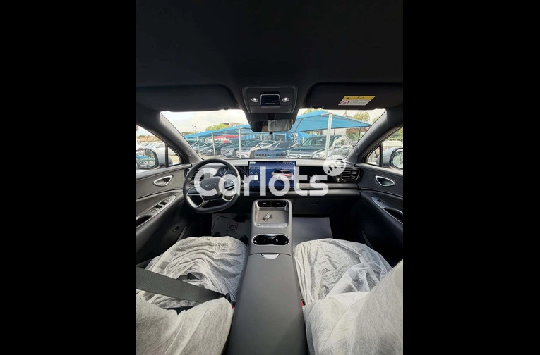 Brand New 2025 BYD Sealion - 3/7