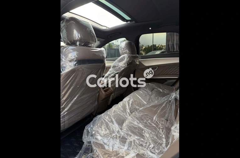 Brand New 2025 BYD Han – Luxury Electric Sedan in Abuja for sale in Asokoro, FCT - photo 5 of 7