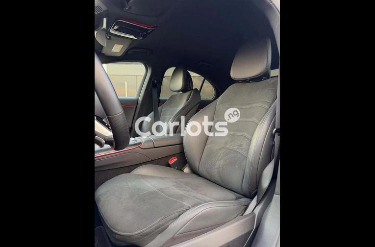 2025 Mercedes E200 Foreign Used - 3/7
