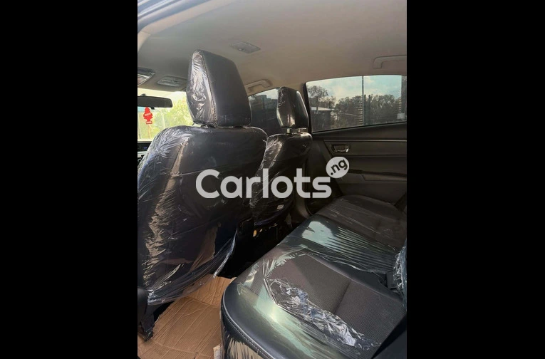 FOREIGN USED 2015 TOYOTA COROLLA - 6/7