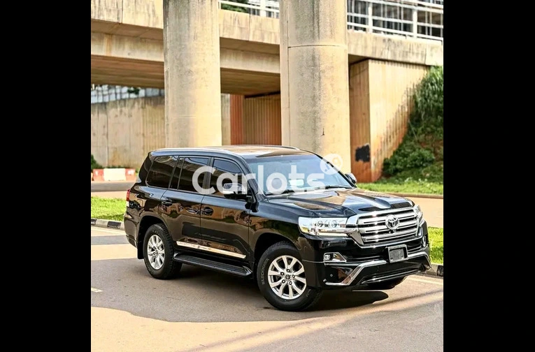 2018 TOYOTA LAND CRUISER VXR V8 - 2/7