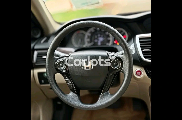 FOREIGN USED 2016 HONDA ACCORD EX-L - 5/7