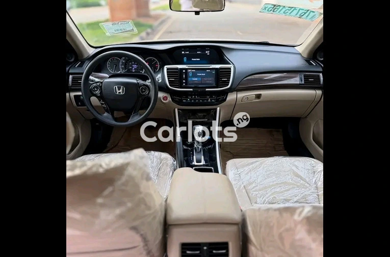 FOREIGN USED 2016 HONDA ACCORD EX-L - 6/7