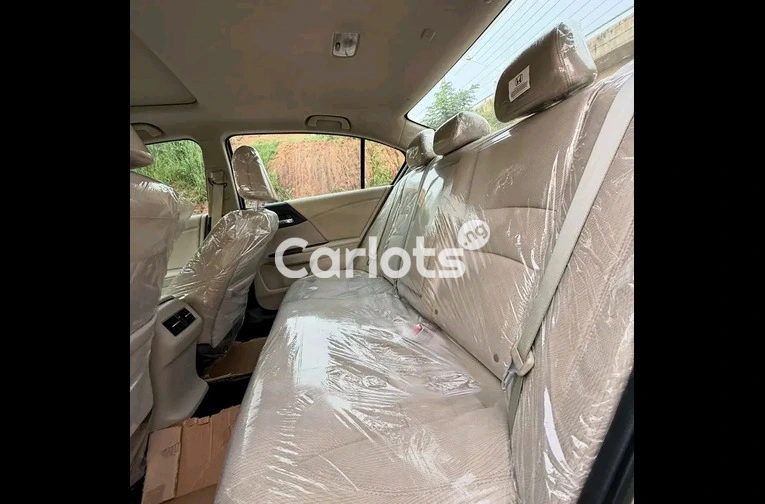FOREIGN USED 2016 HONDA ACCORD EX-L - 7/7