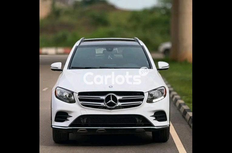 FOREIGN USED MERCEDES BENZ GLC 300 - 1/7