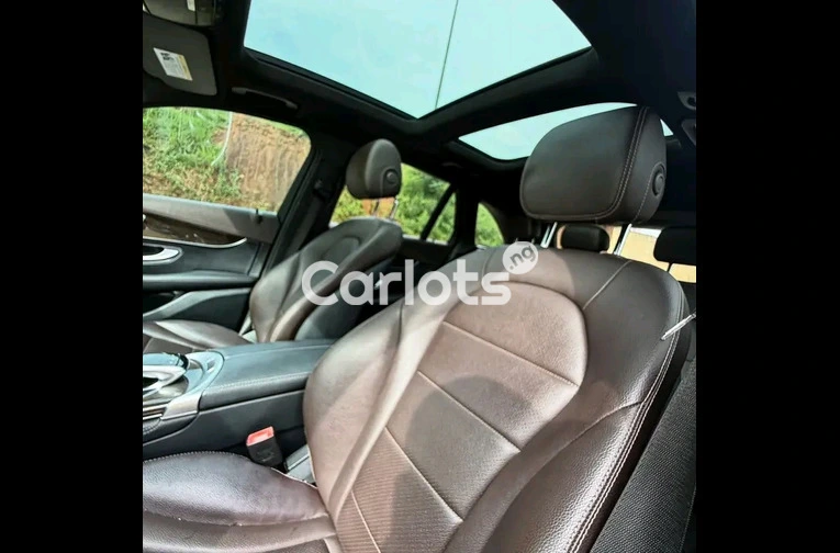 FOREIGN USED MERCEDES BENZ GLC 300 - 5/7
