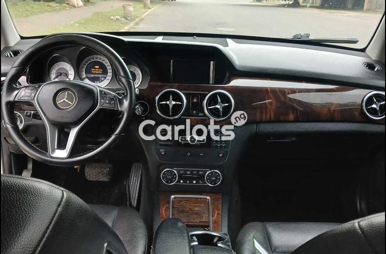 Nigeria use Mercedes Benz GLK 2013 - 2/6