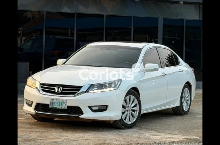 CLEAN 2013 HONDA ACCORD EXL