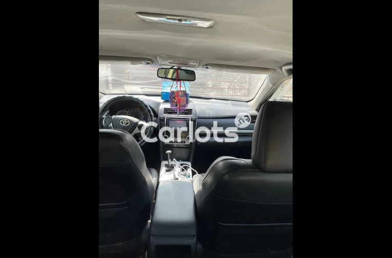 Clean Nigeria used Toyota Camry 2013 LE - 5/7