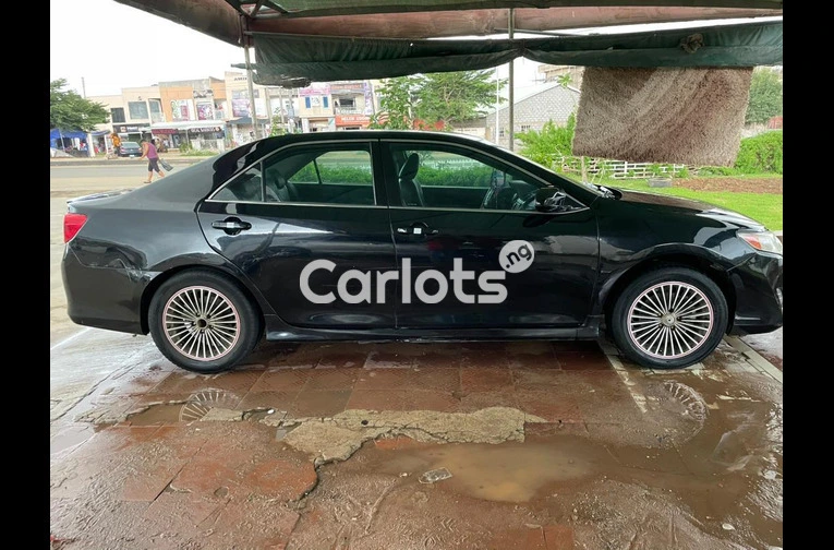 Clean Nigeria used Toyota Camry 2013 LE - 7/7