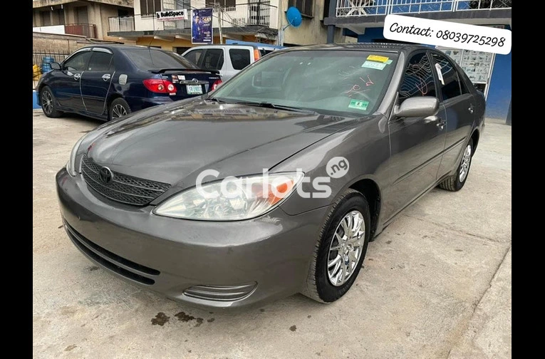 Toyota Camry 2004 LE for Sale - 2/5