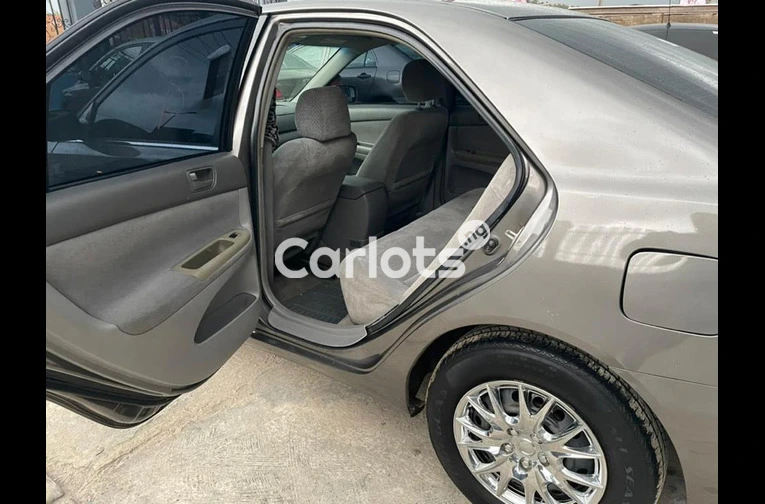 Toyota Camry 2004 LE for sale in Badagry, Lagos - photo 4 of 5