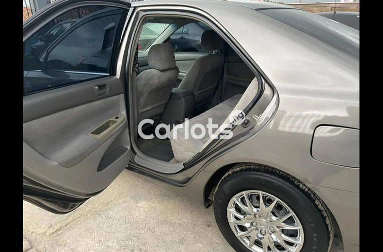Toyota Camry 2004 LE for Sale - 4/5