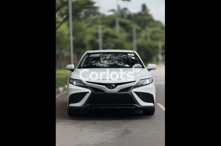 Foreign Used Toyota Camry 2021 for sale in Asokoro, FCT - photo 2 of 7