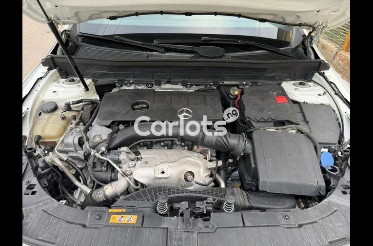 2023 MERCEDES BENZ GLB250 for sale in Nassarawa, Kano - thumbnail 2