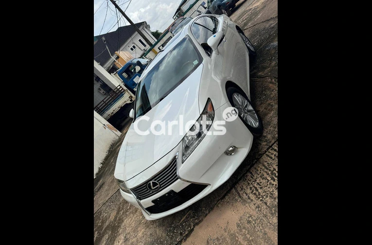 2016 Lexus ES350 - 5/7