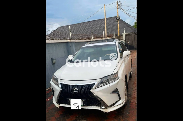 2010 upgraded RX350 for sale in Benin City, Edo - thumbnail 5