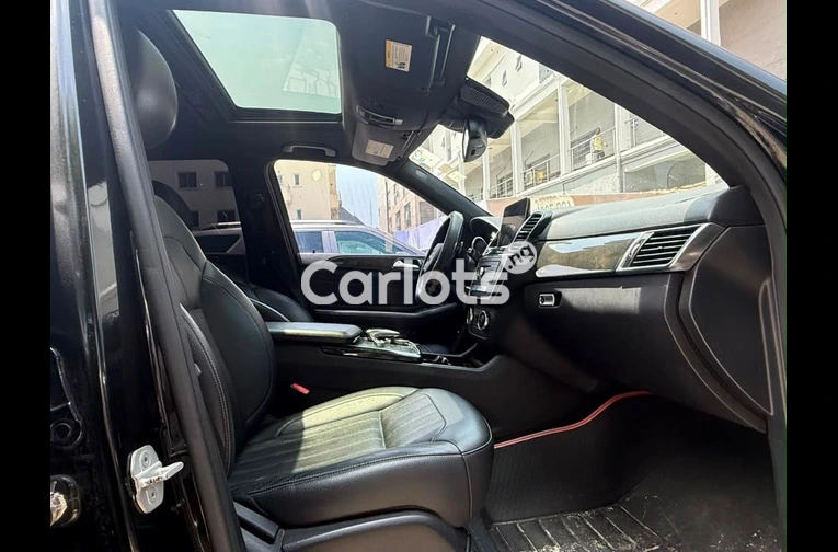 Neatly Used 2016 Mercedes Benz GLE350 4Matic Full Option for sale in Lekki, Lagos - photo 3 of 7