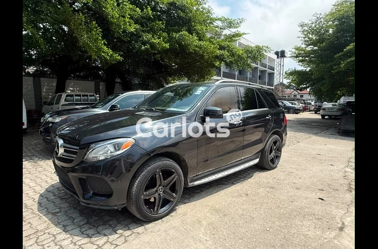 Neatly Used 2016 Mercedes Benz GLE350 4Matic Full Option for sale in Lekki, Lagos - thumbnail 5