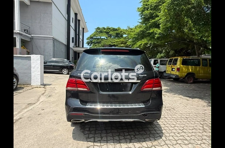 Neatly Used 2016 Mercedes Benz GLE350 4Matic Full Option for sale in Lekki, Lagos - thumbnail 7