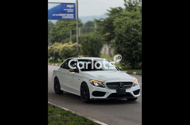 Clean 2016 Mercedes C450 AMG – Foreign Used | Abuja for sale in Asokoro, FCT - thumbnail 3