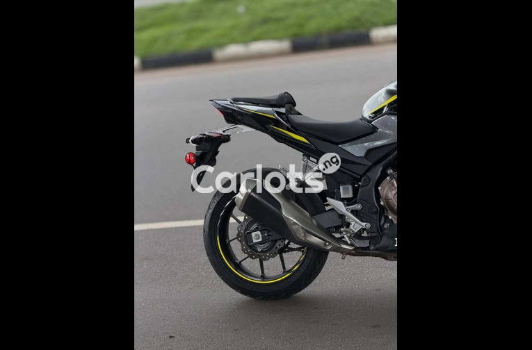 Foreign Used Honda CBR500R 2022 – Sporty & Powerful for sale in Asokoro, FCT - photo 2 of 7